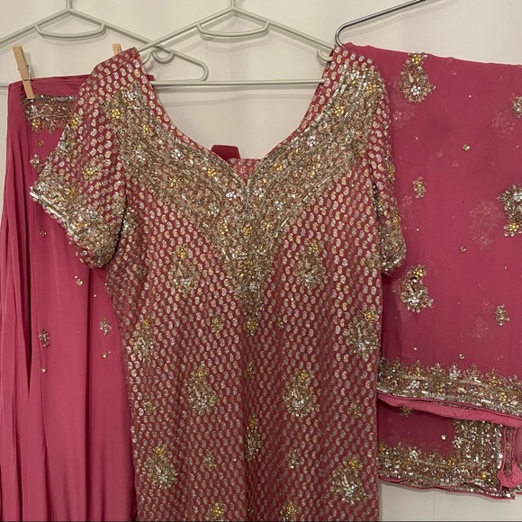 Blush & Gold Salwar Kameez Indian 3-Piece Set – Punjab/Pakistan Style - Picture 1 of 7